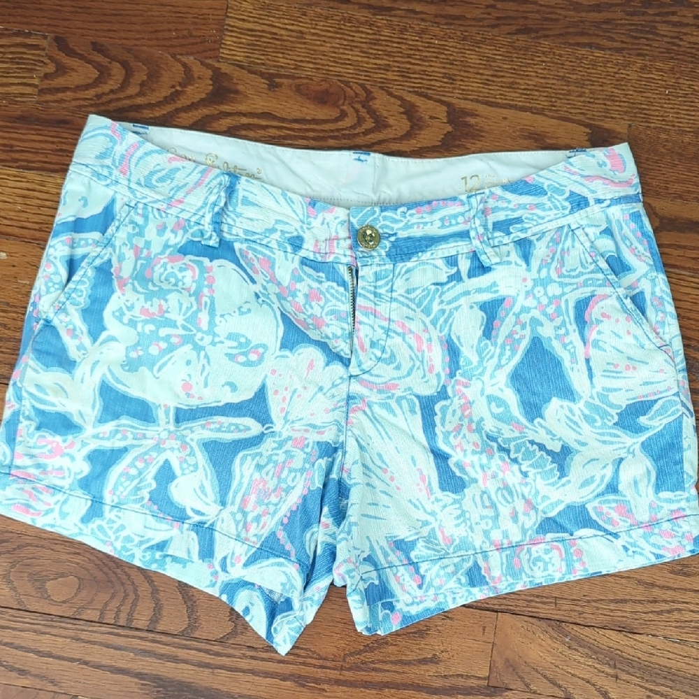 Lilly Pulitzer Blue and Pink Jean Shorts Mid-Thigh
